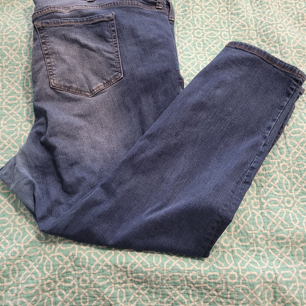 Torrid Size 26S Jeans